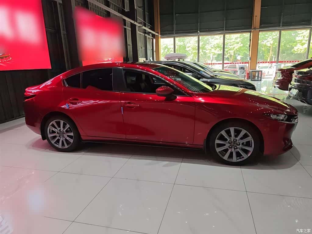 Mazda Mazda3, 2025 9
