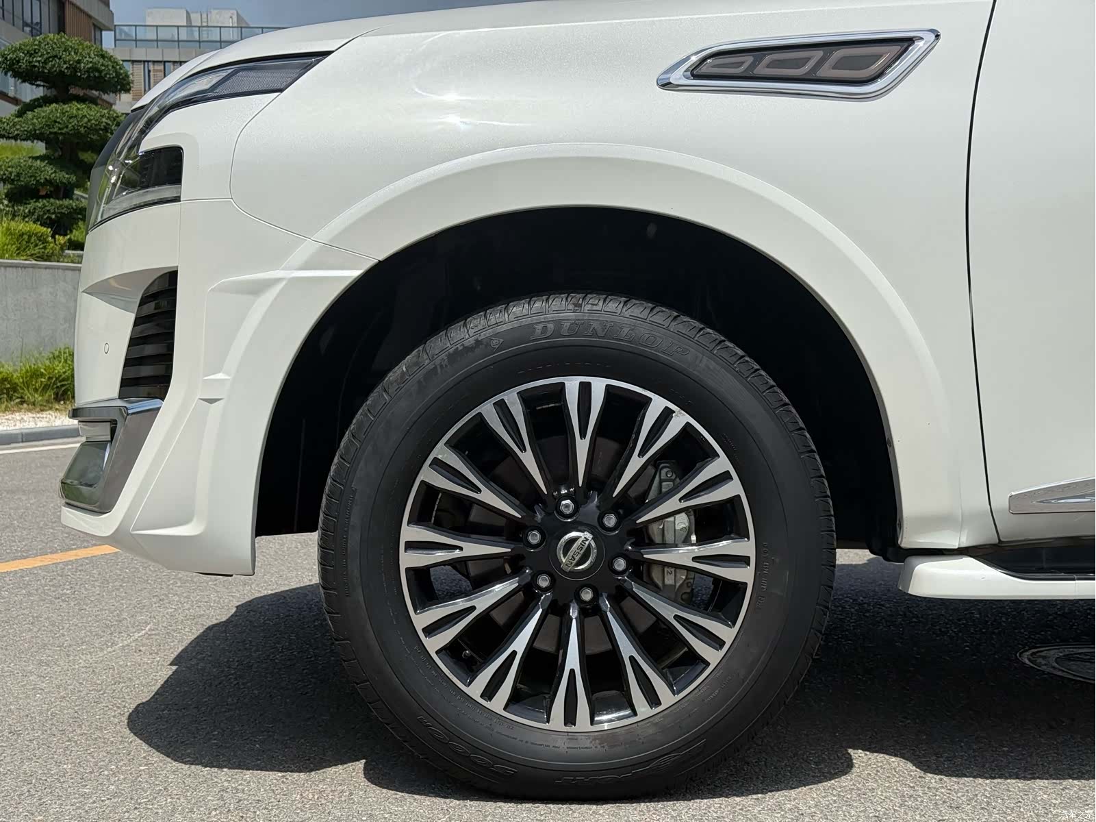 Nissan Patrol, 2020 9