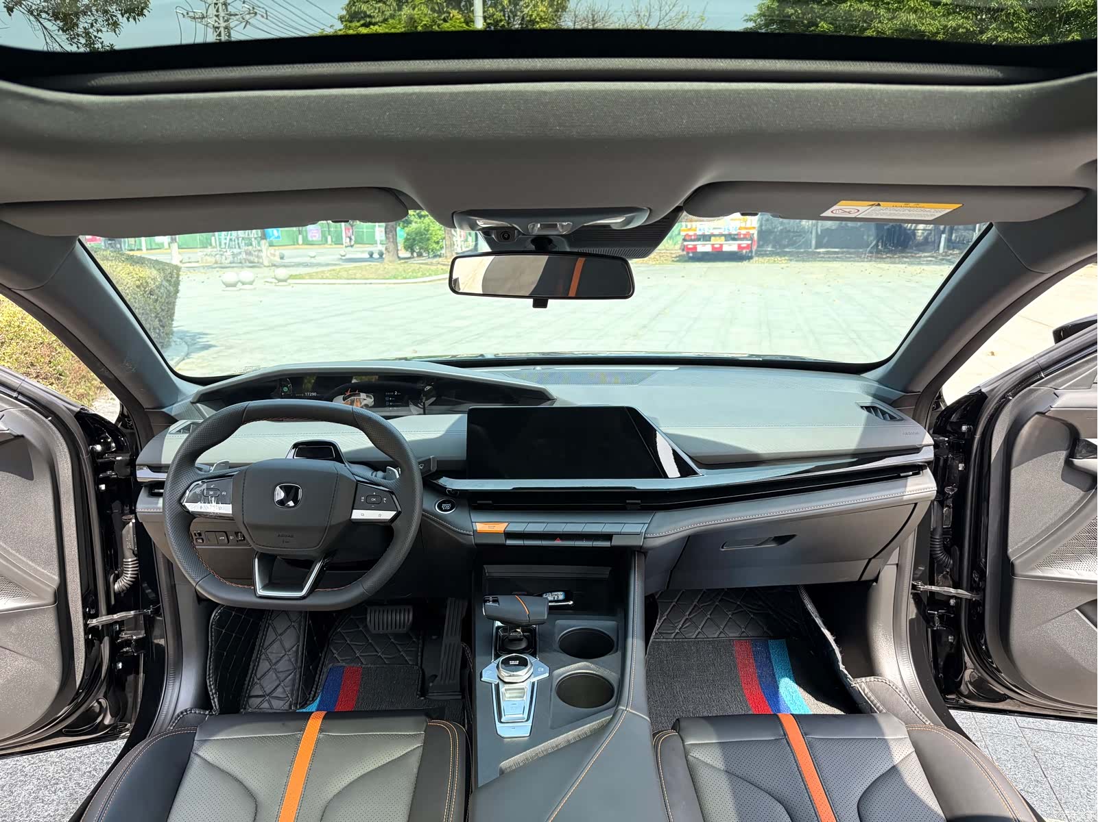Changan UNI-V, 2024 6
