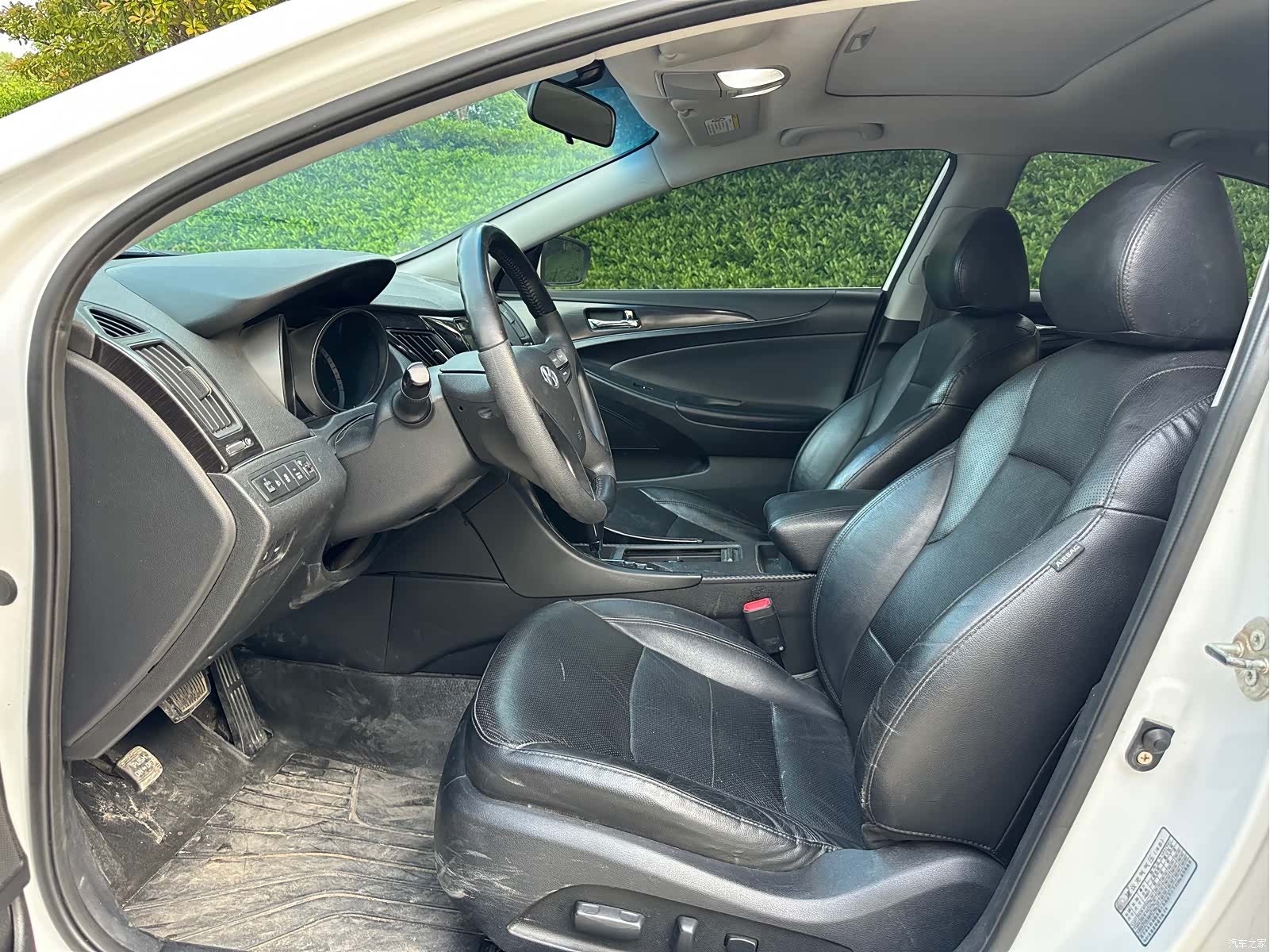 Hyundai Sonata, 2012 4