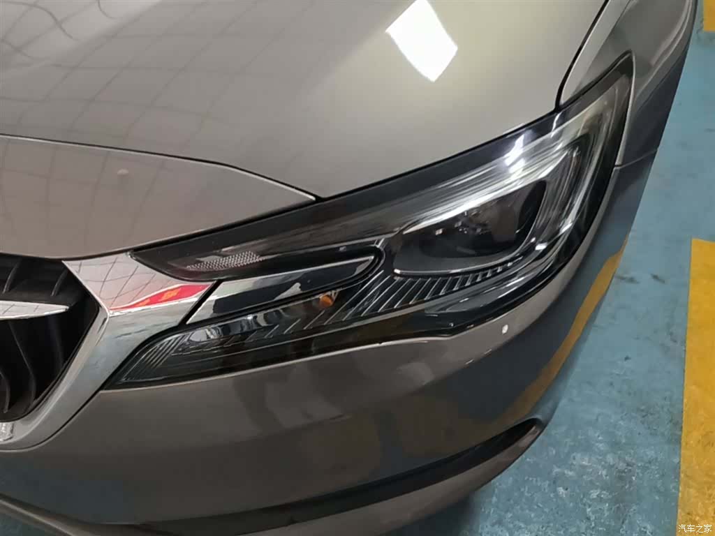 Buick GL6, 2018 24