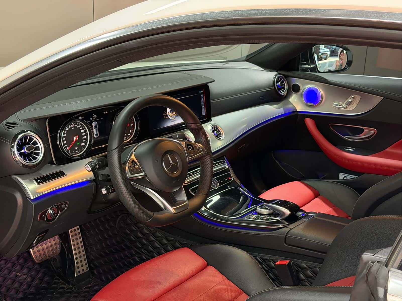 Mercedes-Benz E-Class, 2018 11