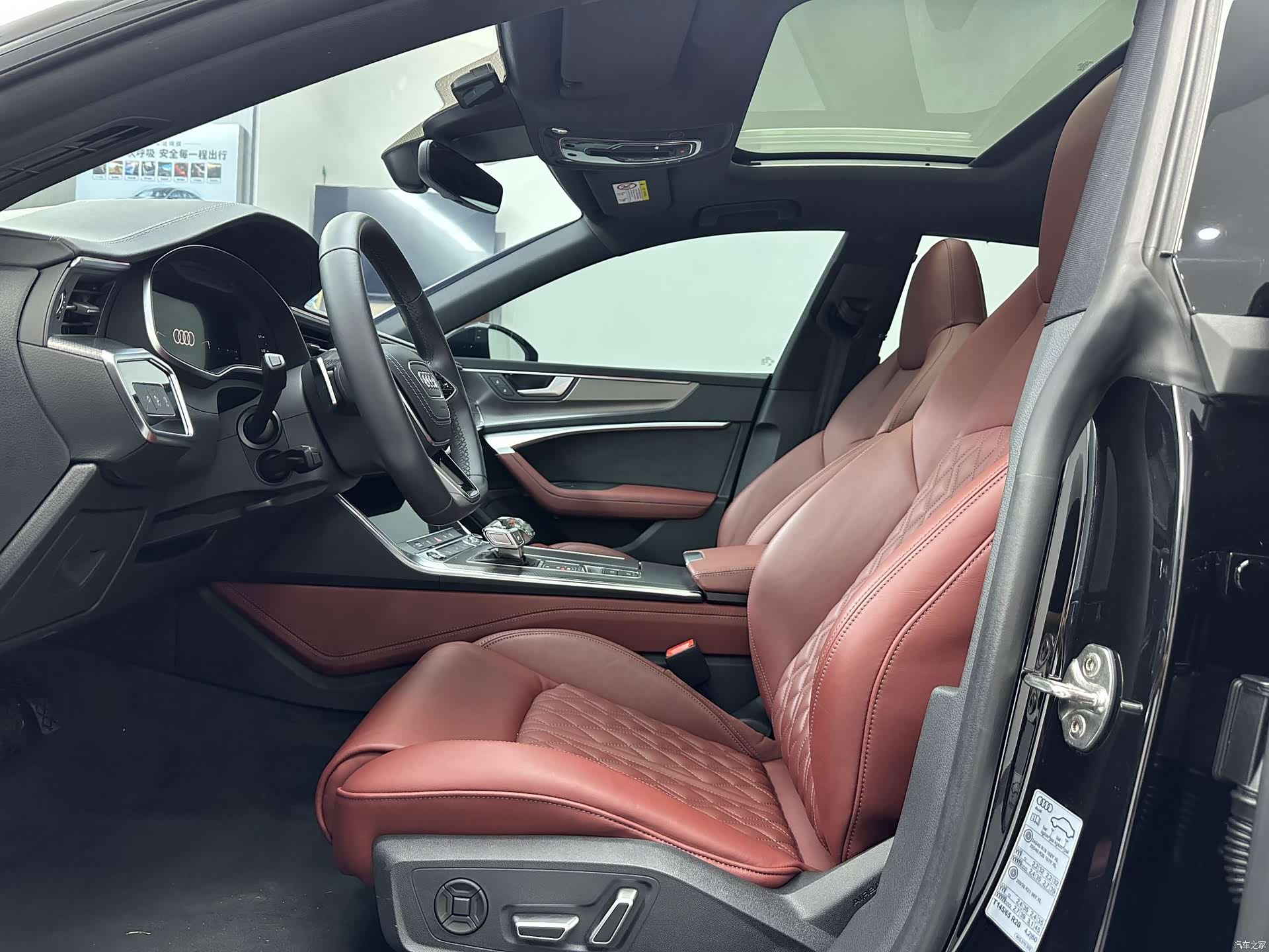 Audi A7L, 2024 10
