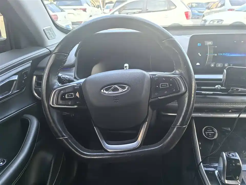 Chery Tiggo 8