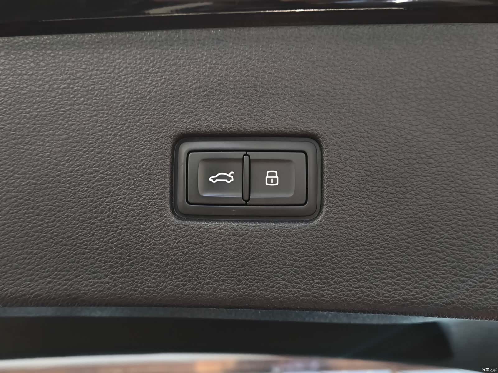 Audi Q8, 2022 34