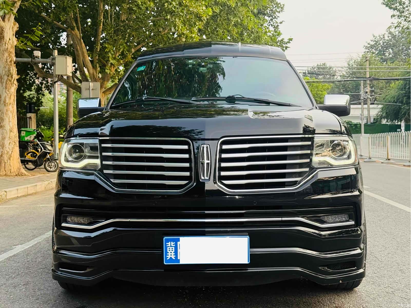 Lincoln Navigator, 2017 2