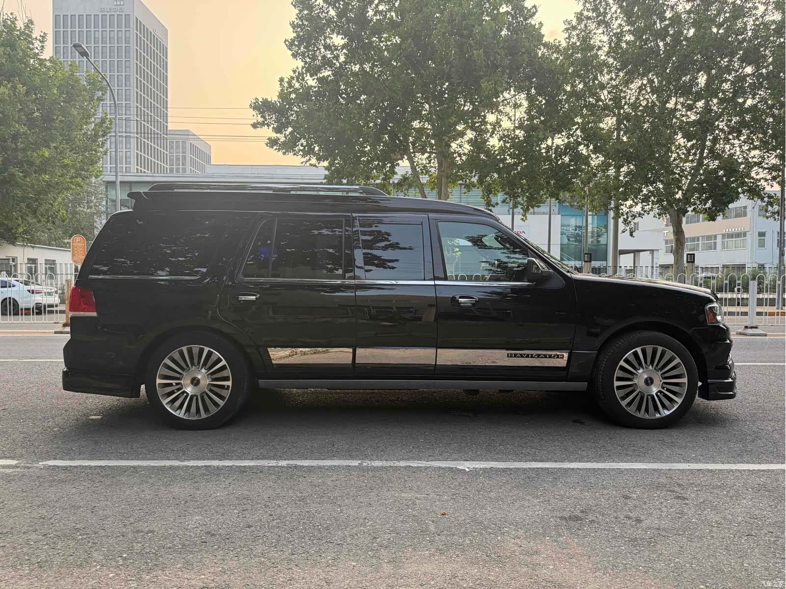 Lincoln Navigator, 2017 28