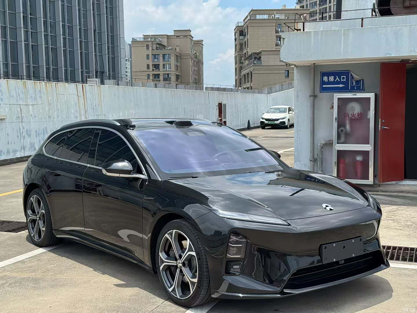 NIO ET5, 2025 1