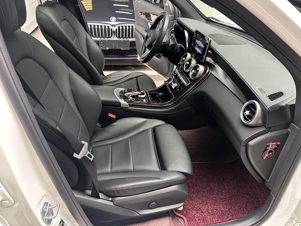 Mercedes-Benz GLC Mercedes-Benz GLC