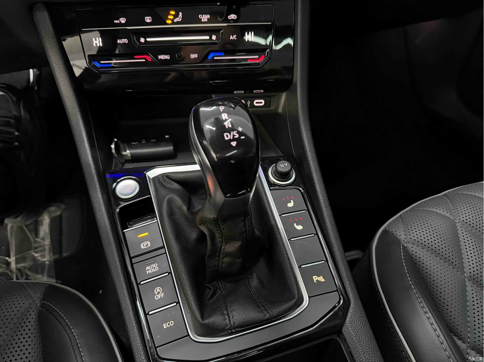 Volkswagen Sagitar, 2022 12