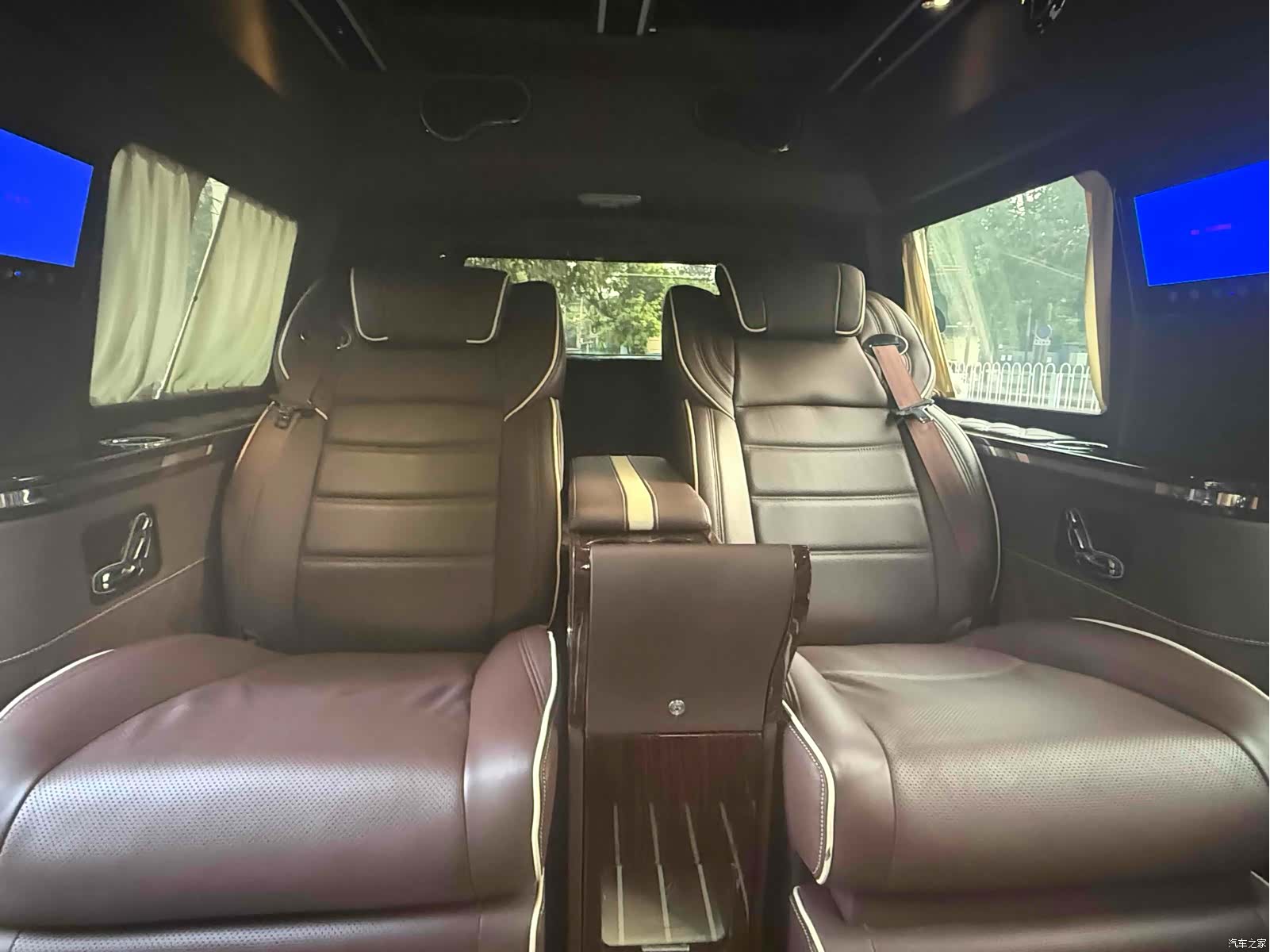 Lincoln Navigator, 2017 20