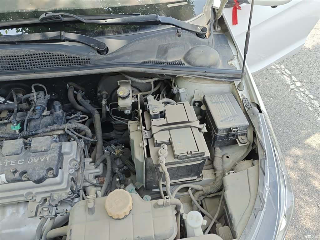 Wuling 310W, 2021 21