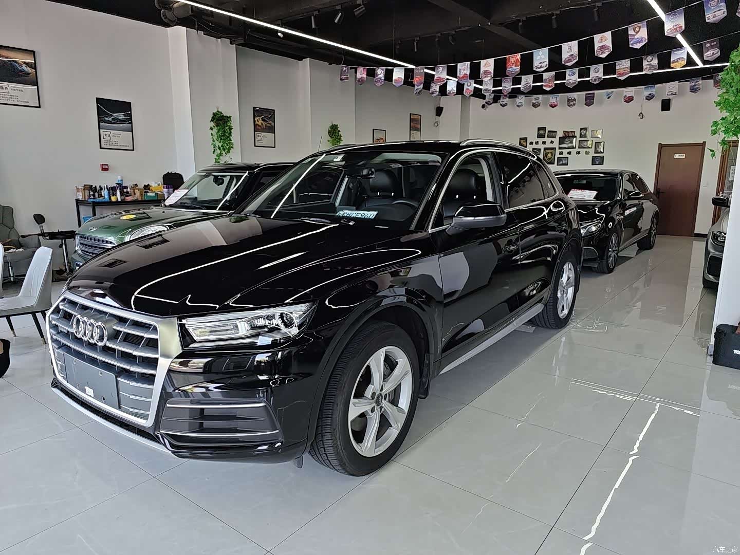 Audi Q5L, 2019 1