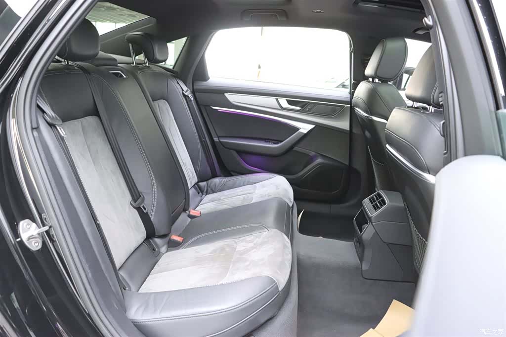 Audi A6L, 2020 19