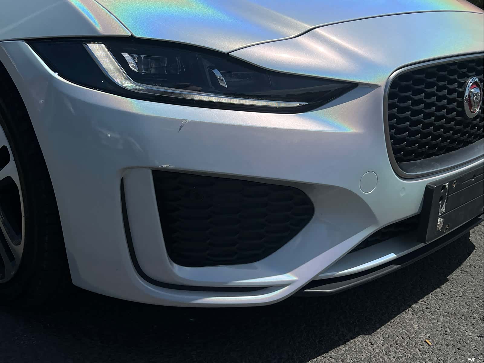 Land Rover XEL, 2020 34
