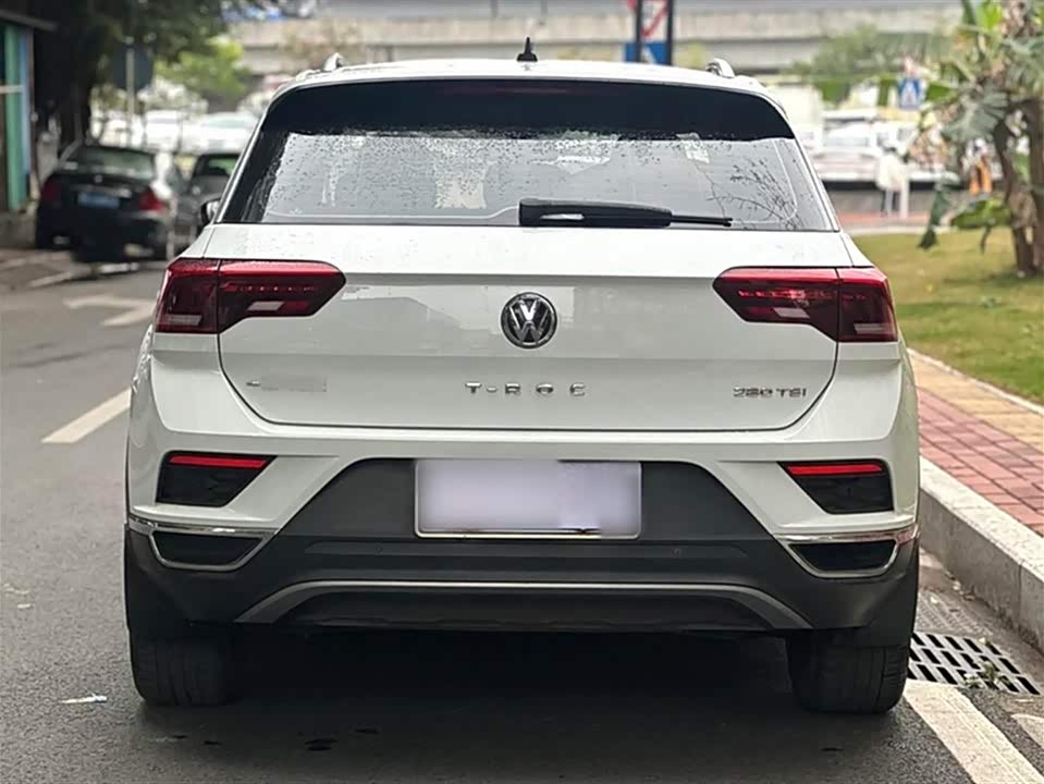 Volkswagen T-ROC exploring Songs