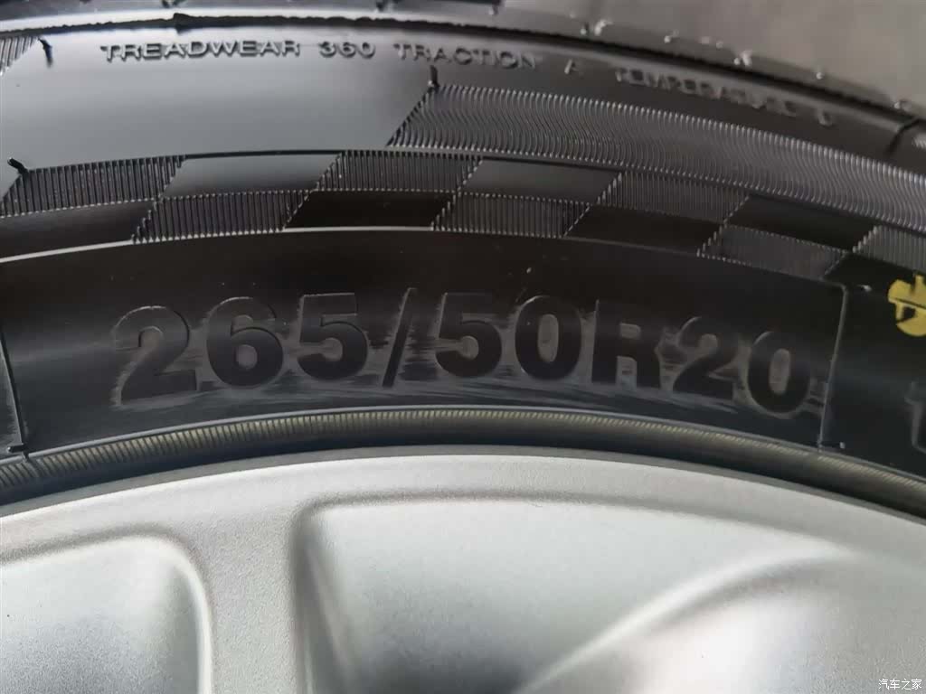 Infiniti QX70, 2020 все фото