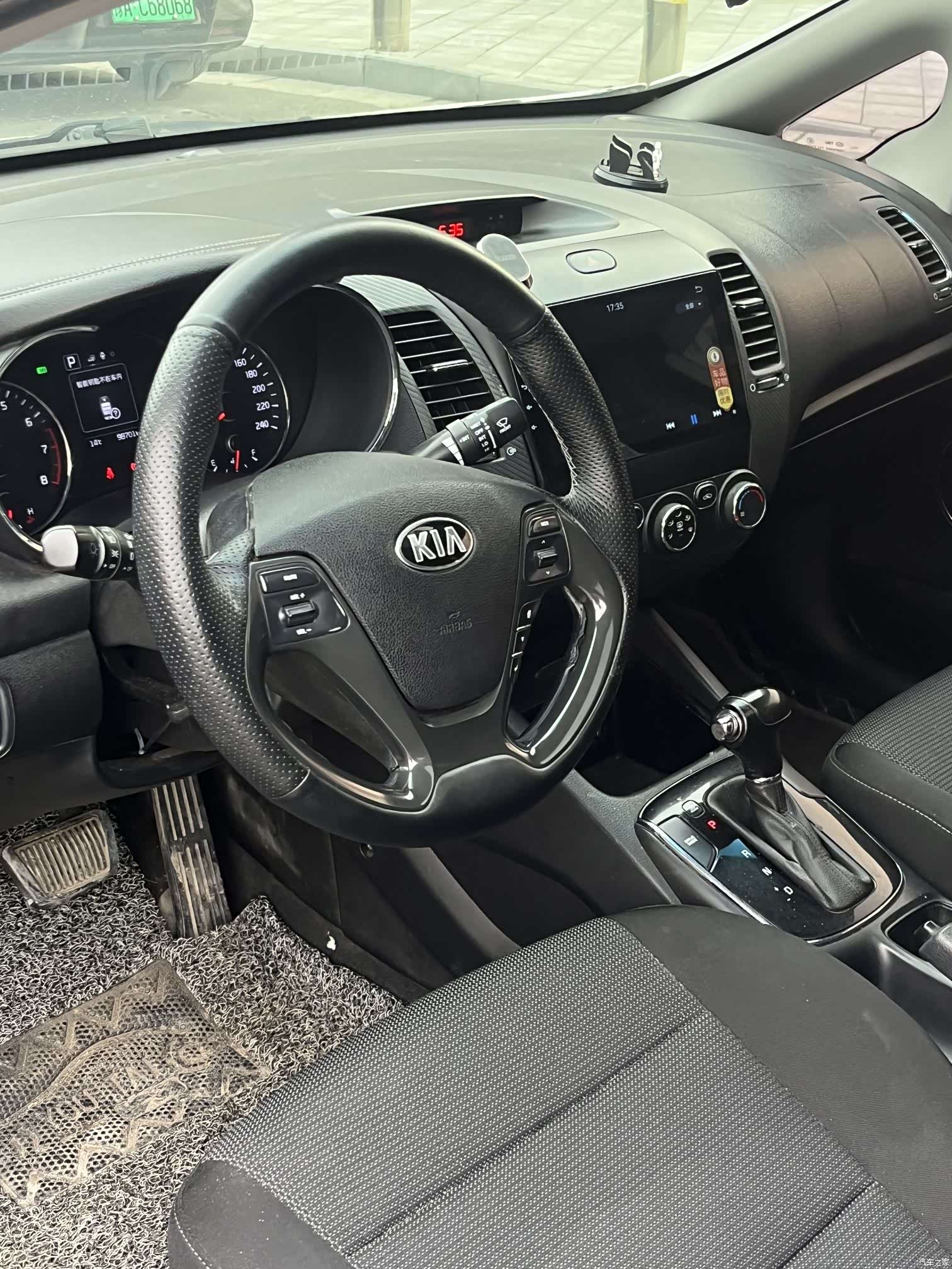 Kia K3, 2017 10