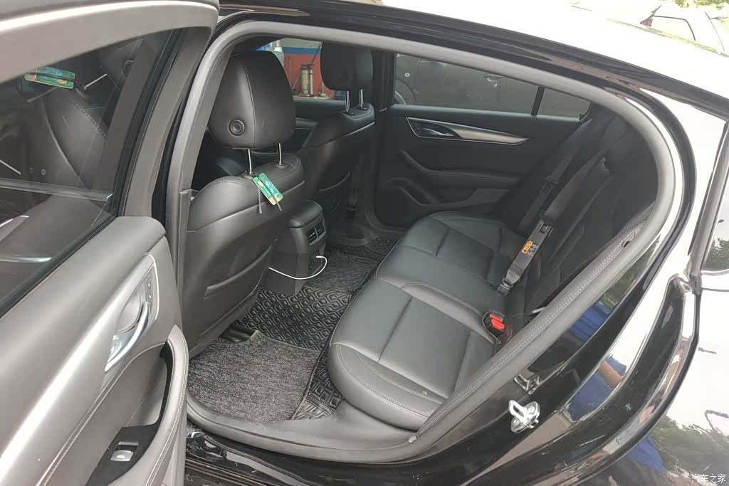 Cadillac CT5, 2022 11