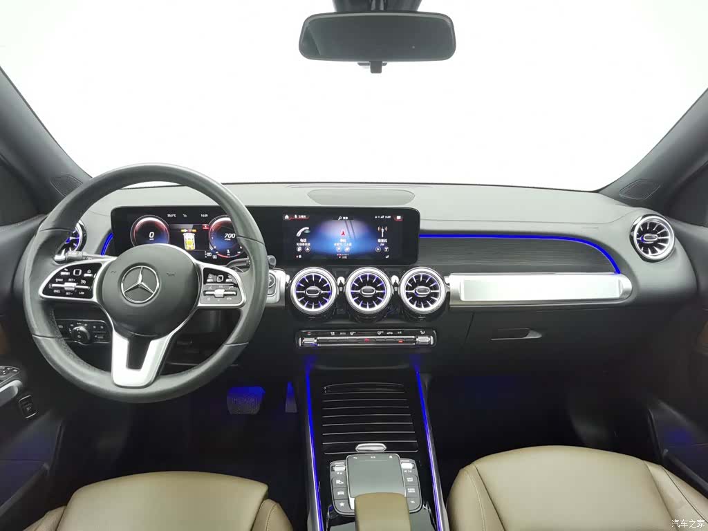 Mercedes-Benz GLB, 2022 все фото