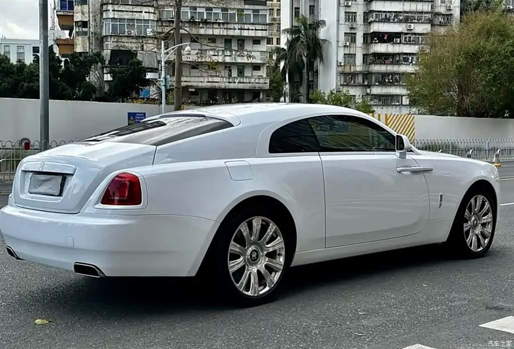 Rolls-Royce Wraith, 2018 4