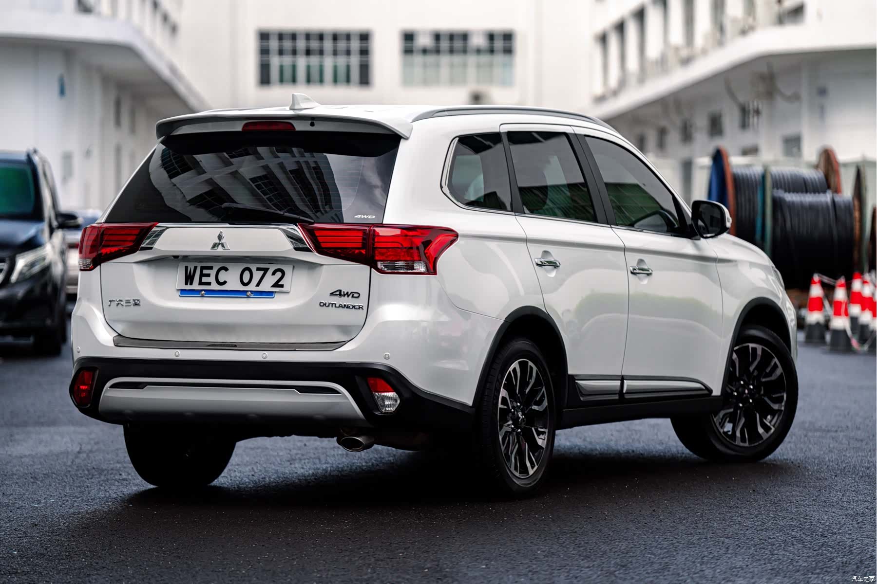 Mitsubishi Outlander, 2020 13