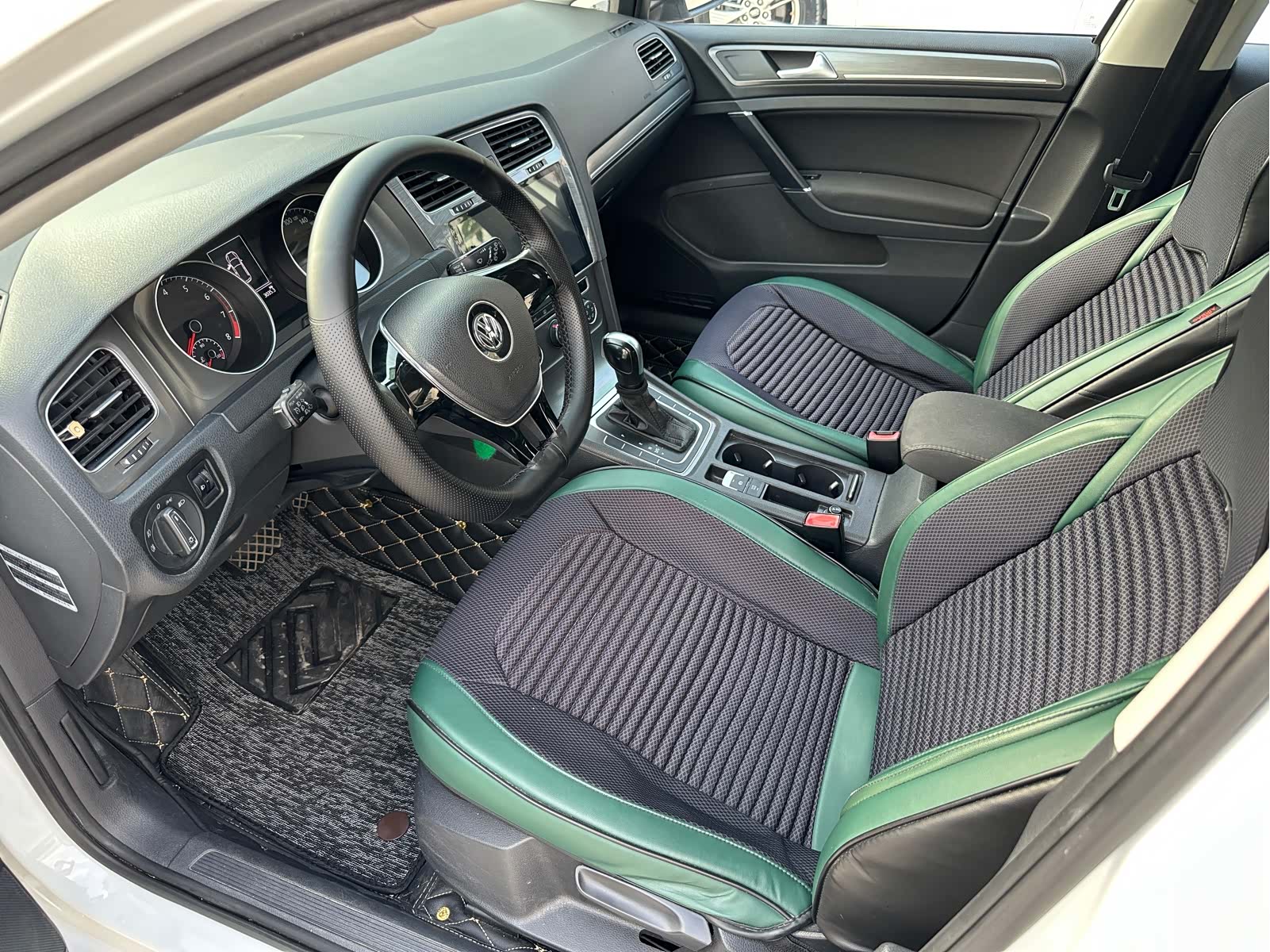 Volkswagen Golf, 2016 4