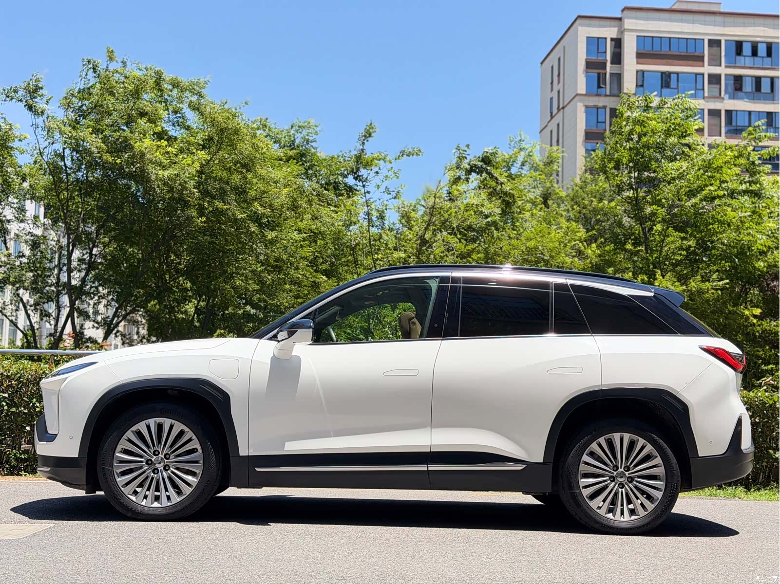 NIO ES6, 2022 7