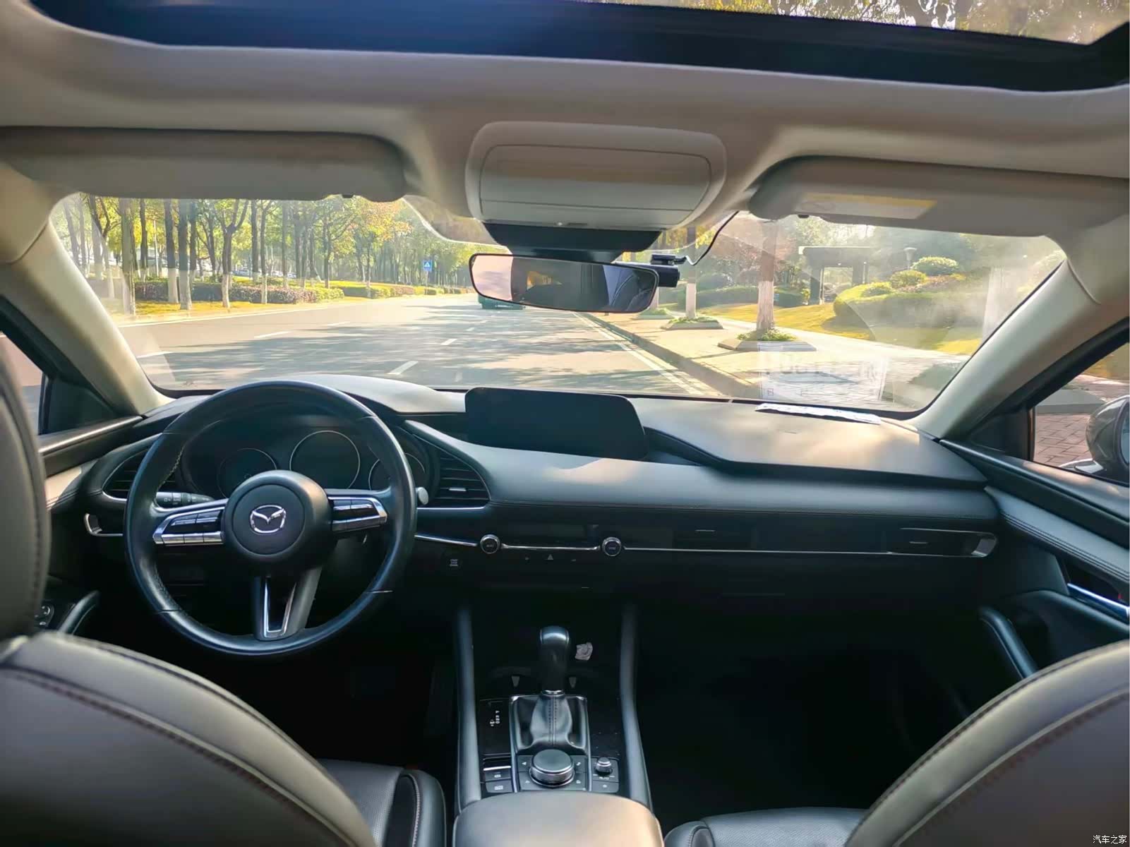 Mazda Mazda3, 2022 все фото