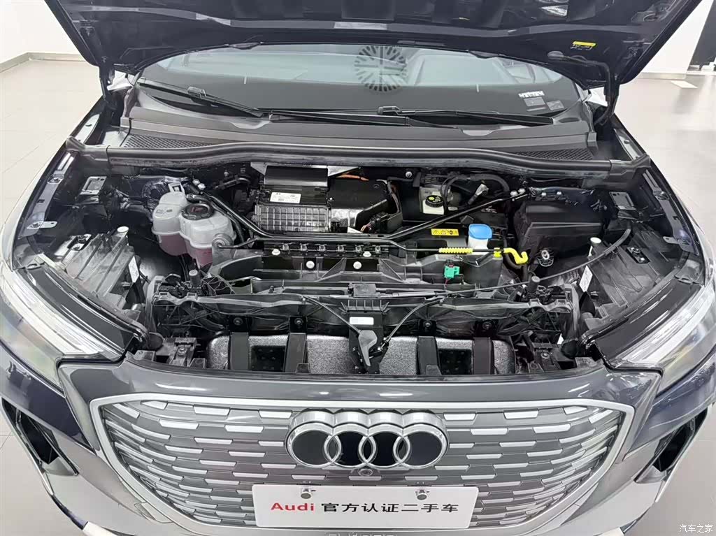 Audi Q4 e-tron, 2025 9