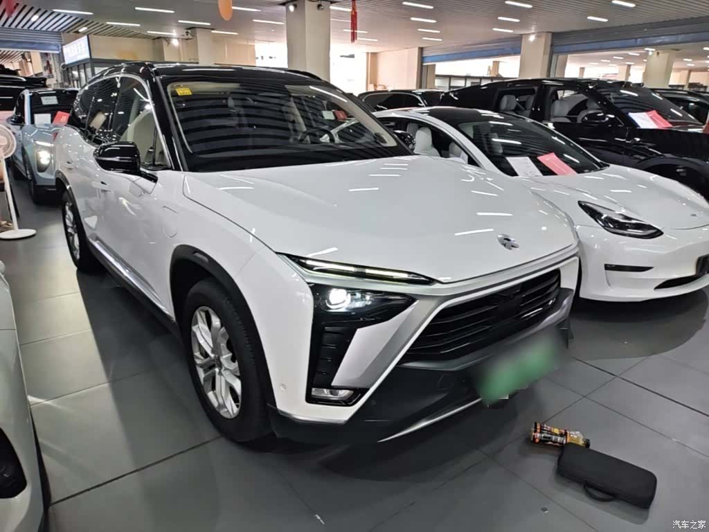 NIO ES8, 2021 4