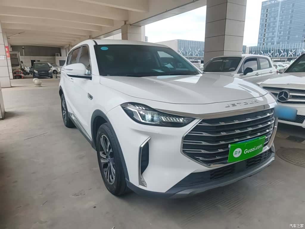 Jetour X70, 2022 4