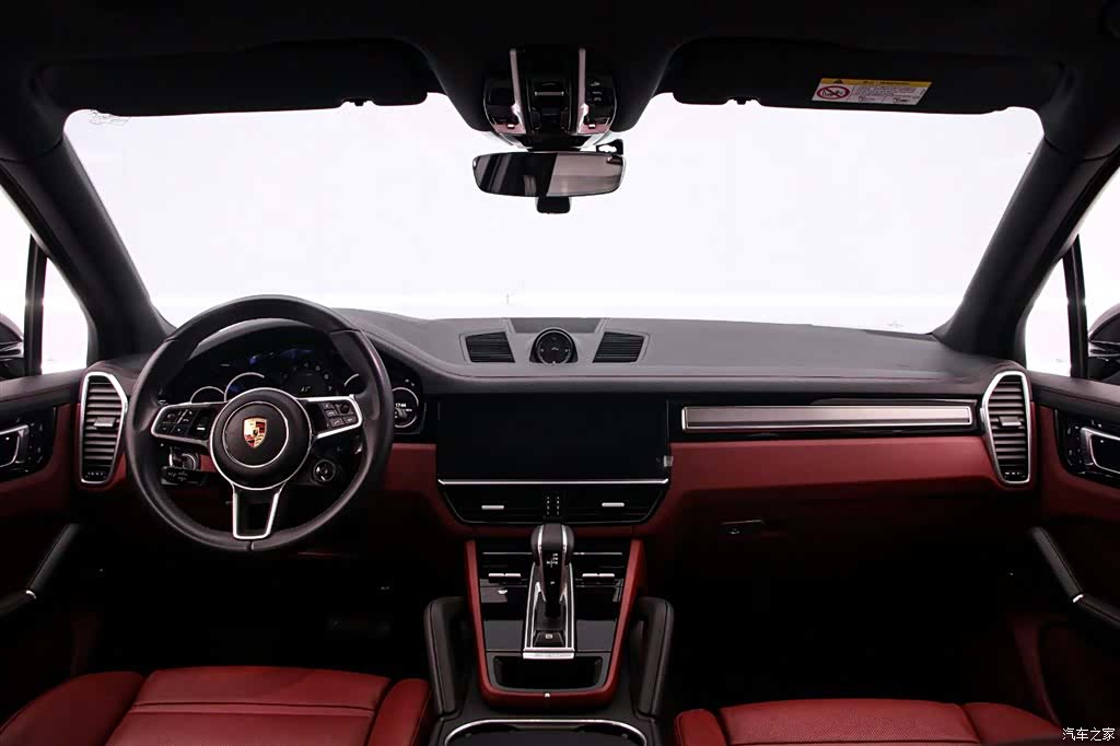 Porsche Cayenne, 2024 все фото