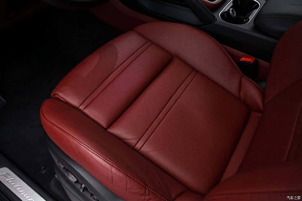 Porsche Cayenne, 2024 13