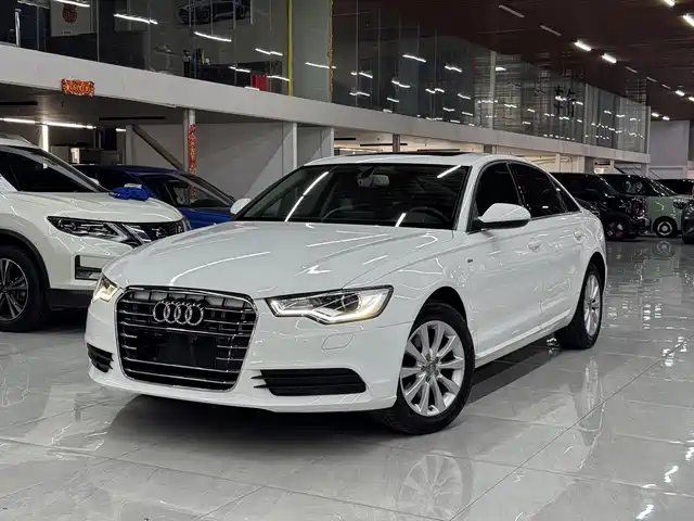 Audi A6L 2015 — купить из Китая под заказ