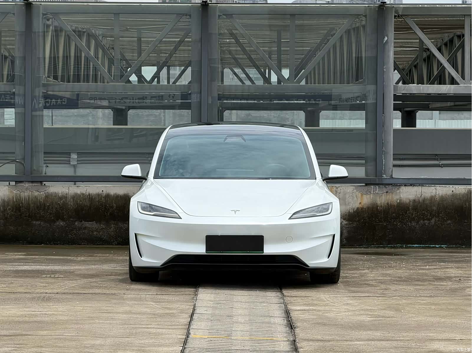 Tesla Model 3, 2024 2