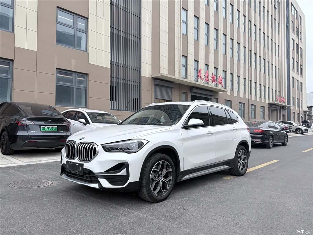 BMW X1, 2022 1
