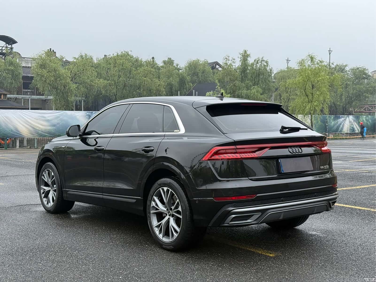 Audi Q8, 2024 4