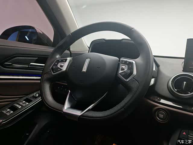 WEY VV5, 2019 10
