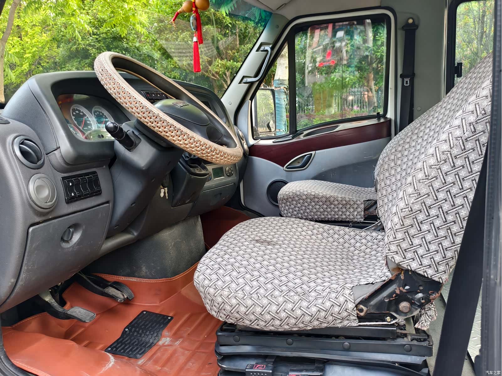 Iveco A42, 2012 9