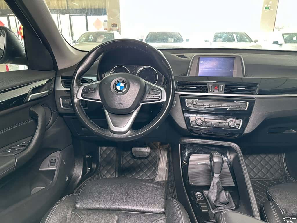 BMW X1, 2019 13