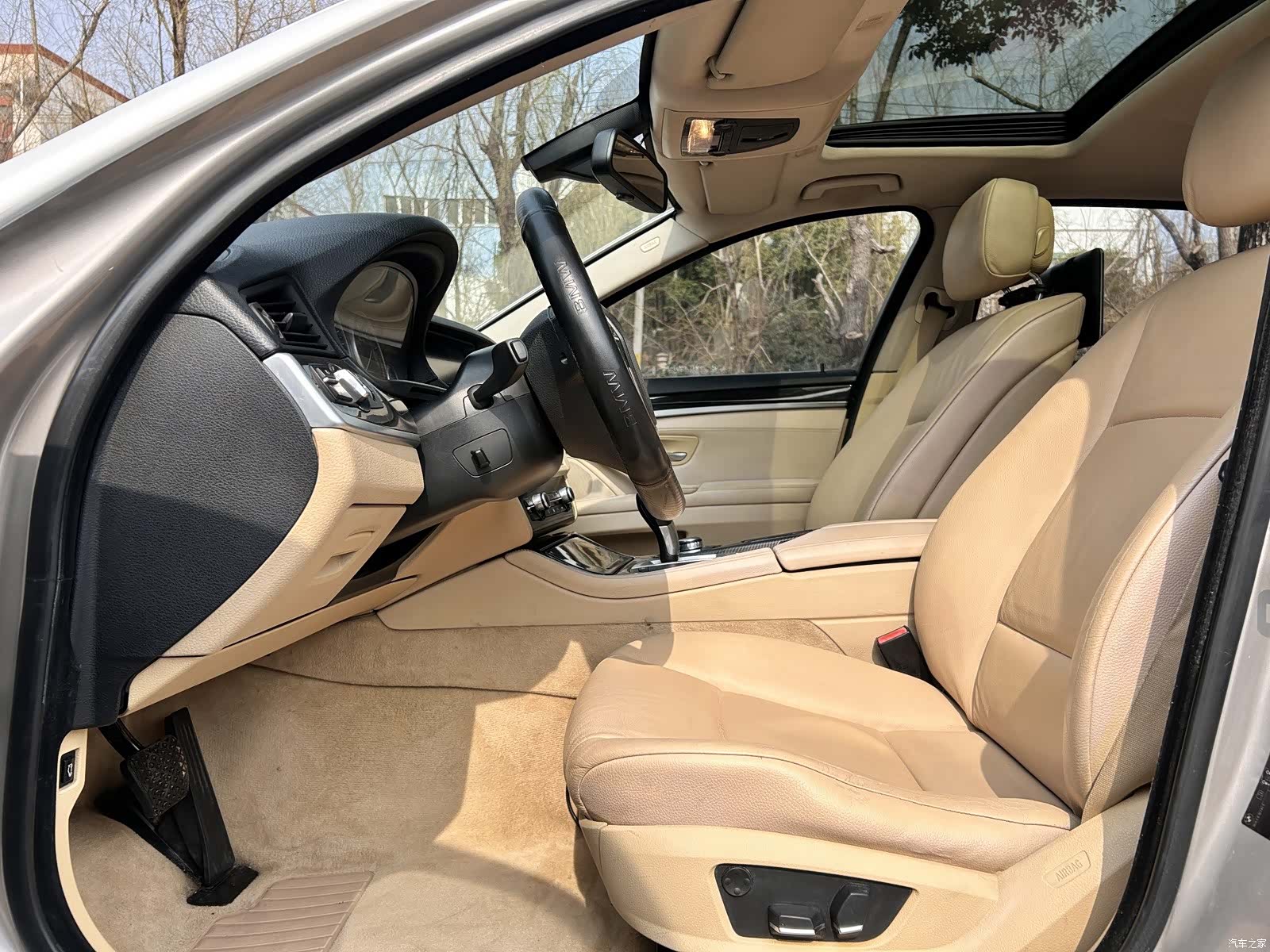 BMW 5 Series, 2012 9