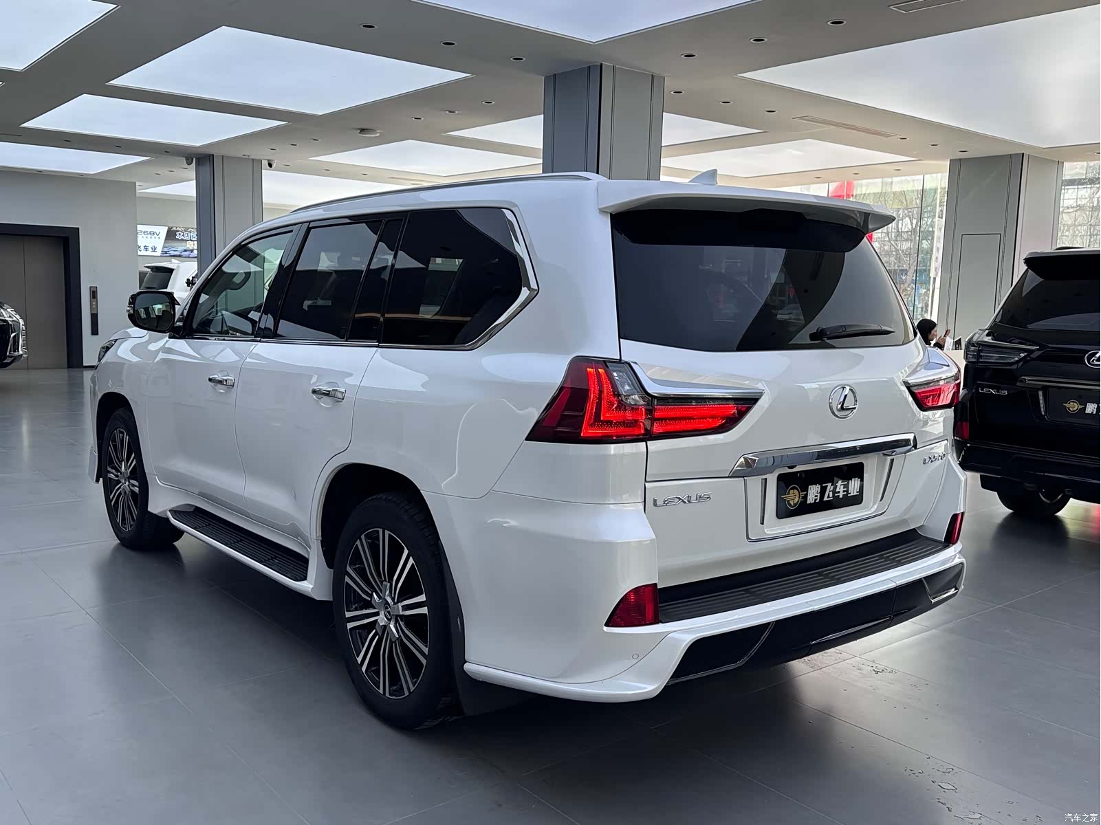 Lexus LX, 2017 24