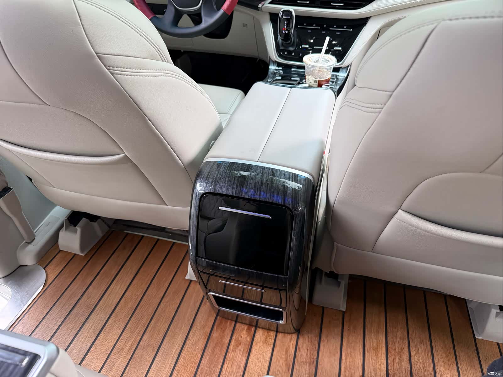 Buick GL8, 2022 21