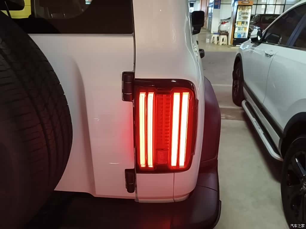 Tank 300, 2025 8