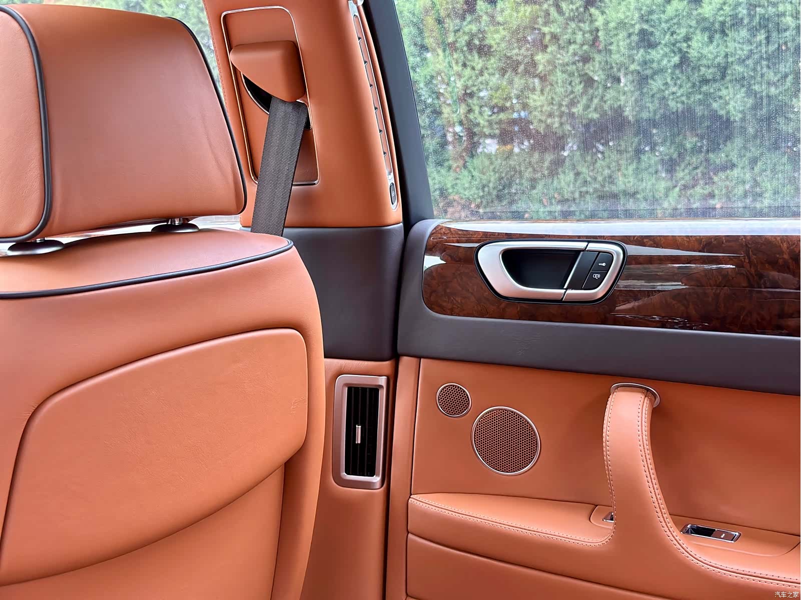 Bentley Flying Spur, 2012 44