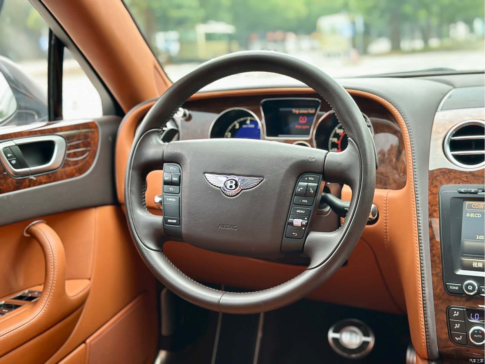 Bentley Flying Spur, 2012 38