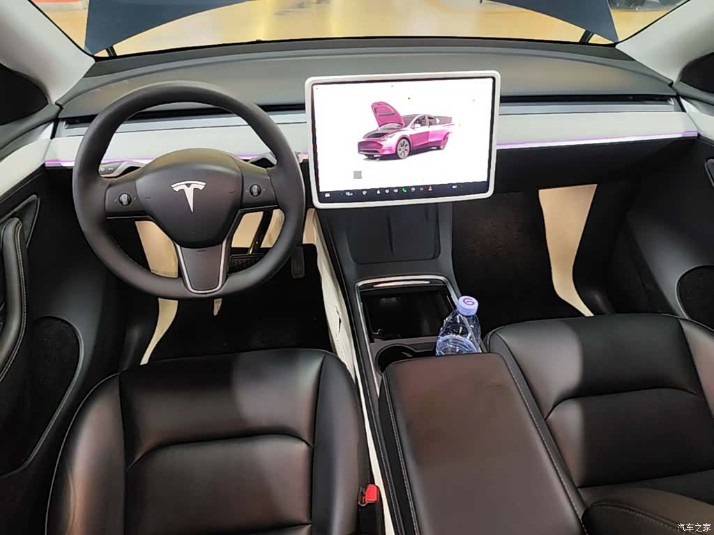 Tesla Model Y, 2024 13