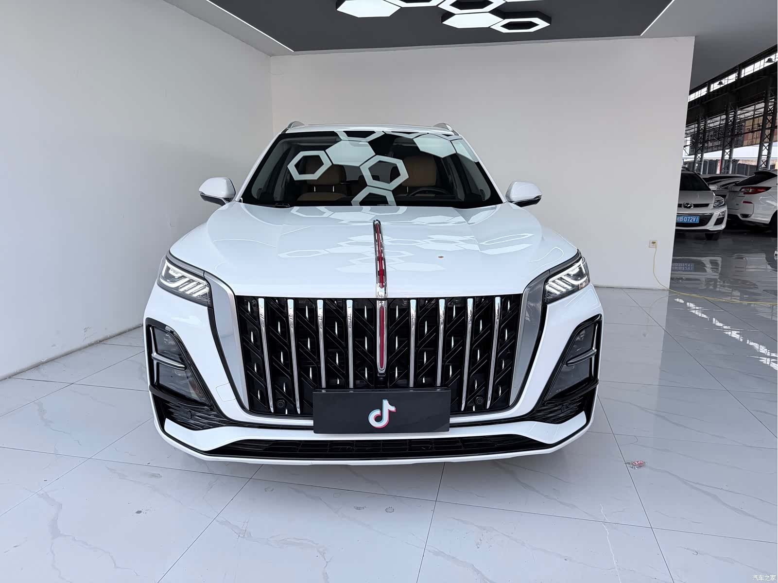 Hongqi HS5, 2024 2