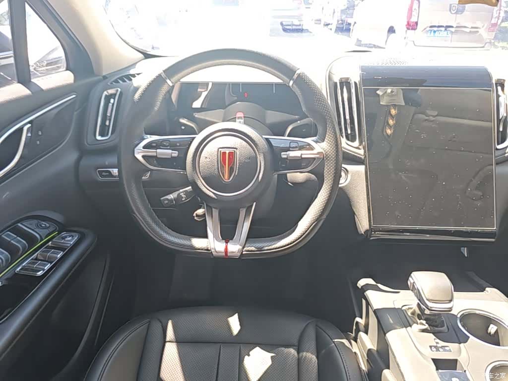 Hongqi HS3, 2024 17